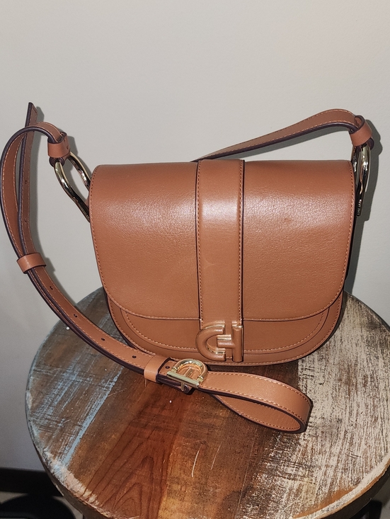 Cole Haan Handbags - Cole Haan Brown Caramel Leather Signature Crossbody Purse Gold Hardware